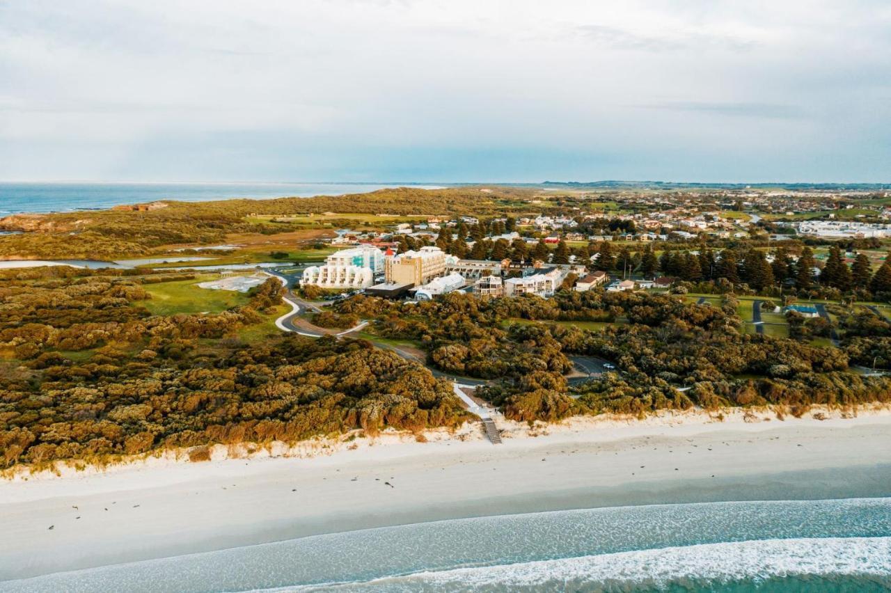 Deep Blue Hotel & Hot Springs Warrnambool Exterior foto